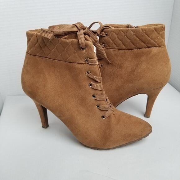 Me Too "Francis" Tan Suede Lace Up Zipper 3 1/2 in Heel Ankle Boot Size 8.5M -PO - Picture 1 of 12